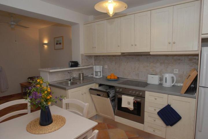 Birds Bay Resort Πέτρα Εξωτερικό φωτογραφία